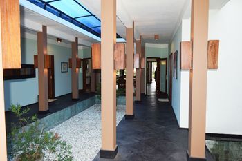 Villa Amari Матарам Экстерьер фото