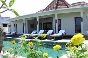 Villa Amari Матарам Экстерьер фото